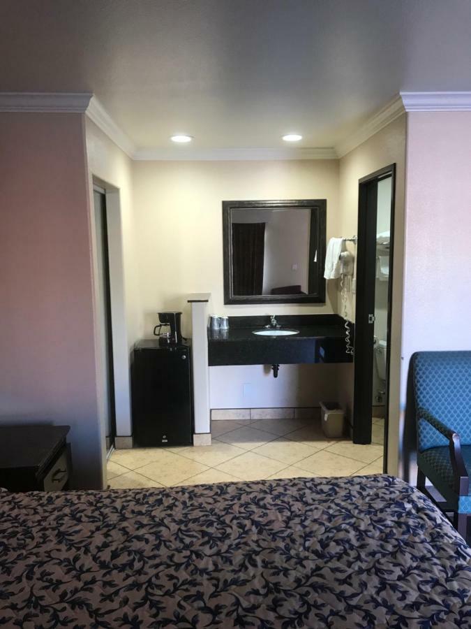 Hyland Motel 라하브라 외부 사진