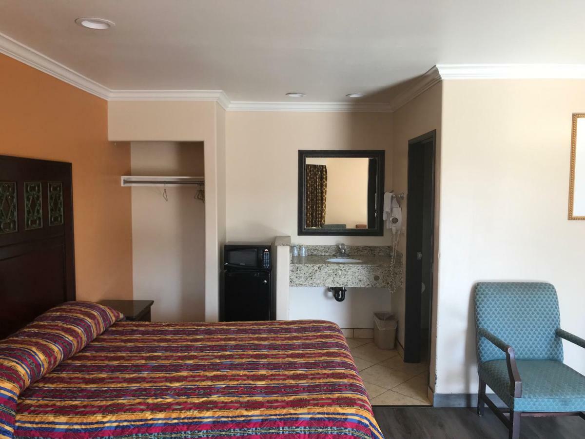 Hyland Motel 라하브라 외부 사진